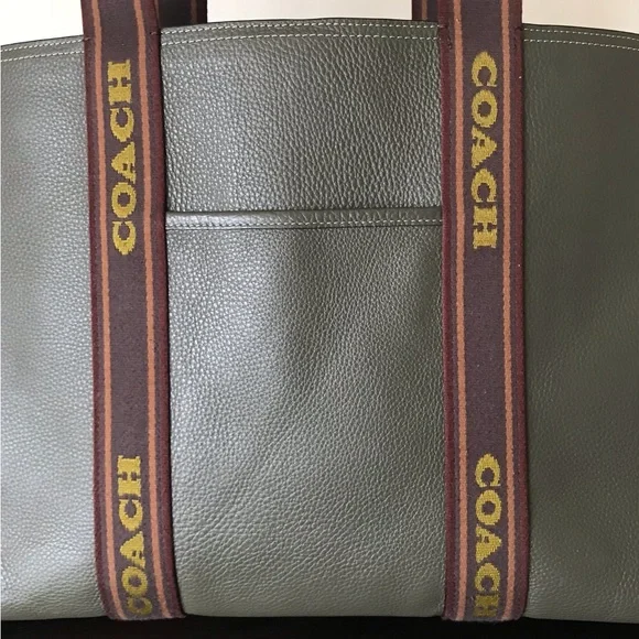 Coach Large Smith Leather Tote Purse in Olive Green, With Scarf - Picture 7 of 16